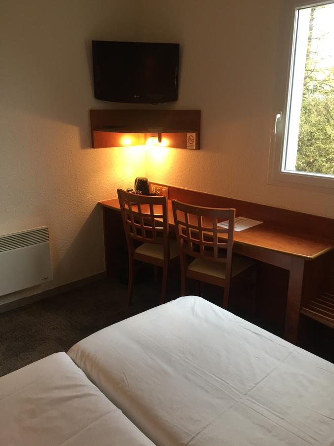 Armony Hotel บูร์-อาชาด์ ภายนอก รูปภาพ