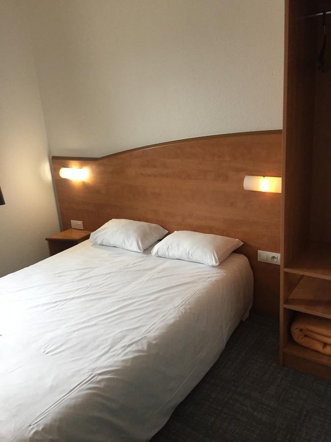 Armony Hotel บูร์-อาชาด์ ภายนอก รูปภาพ