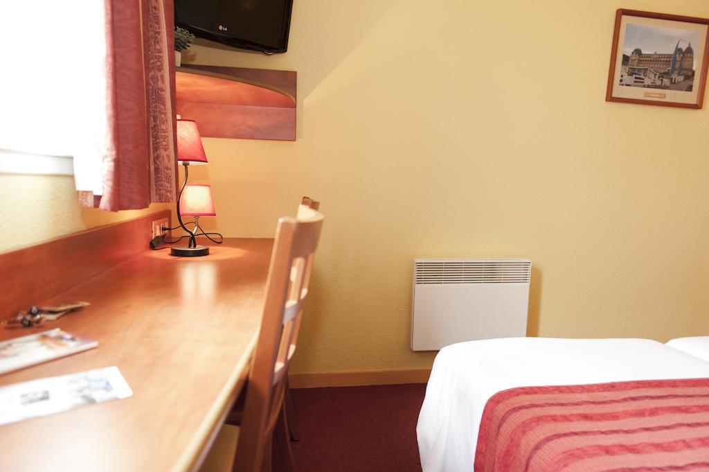 Armony Hotel บูร์-อาชาด์ ภายนอก รูปภาพ