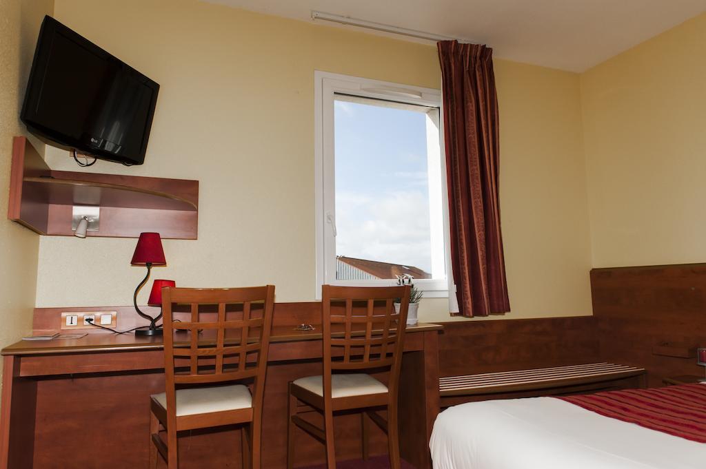 Armony Hotel บูร์-อาชาด์ ภายนอก รูปภาพ