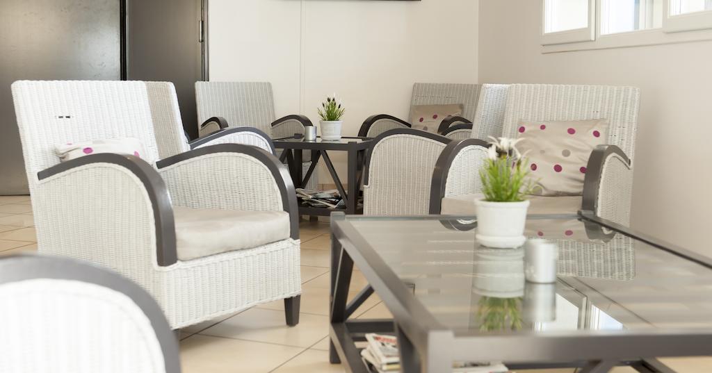 Armony Hotel บูร์-อาชาด์ ภายนอก รูปภาพ