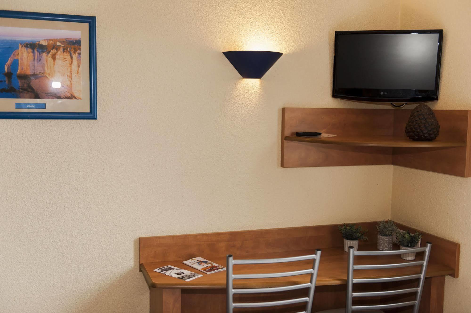 Armony Hotel บูร์-อาชาด์ ภายนอก รูปภาพ