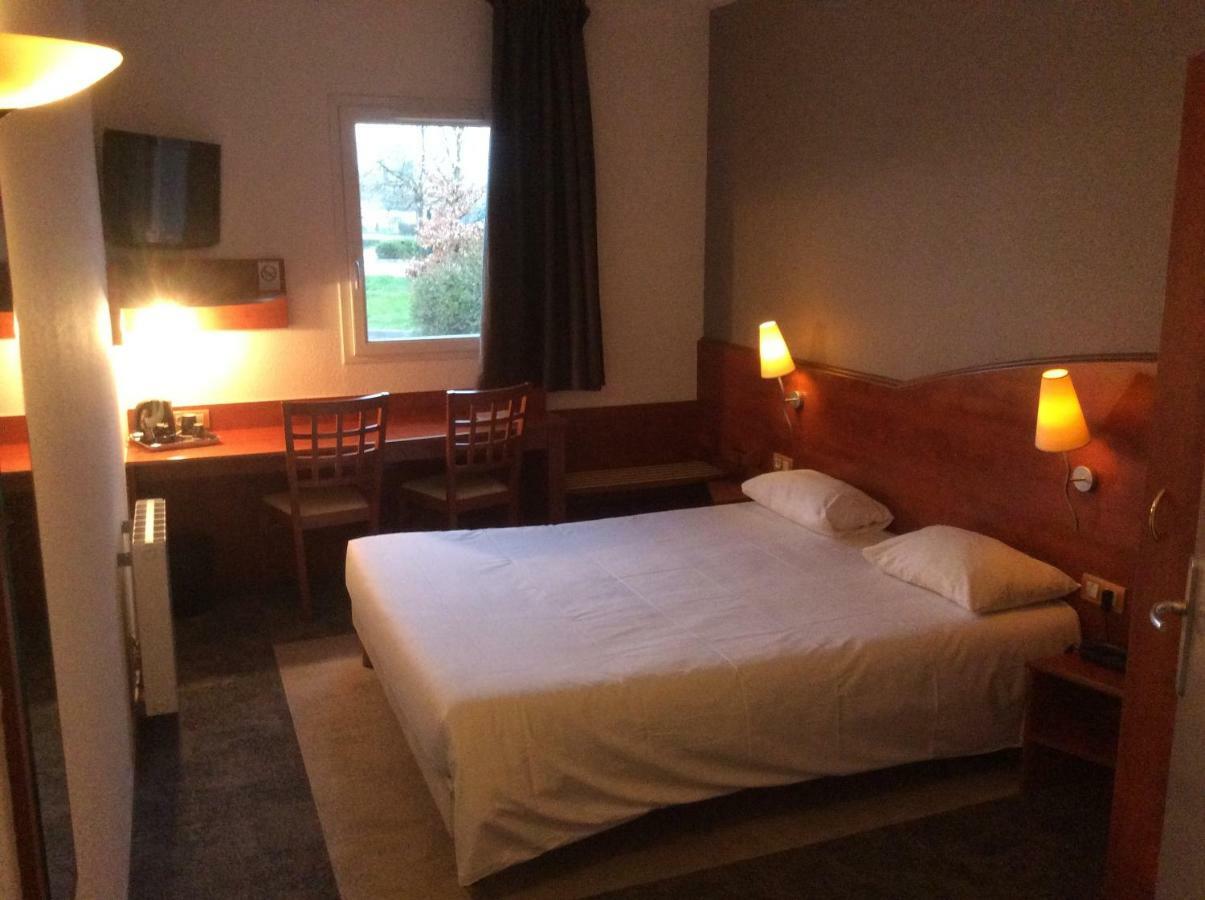 Armony Hotel บูร์-อาชาด์ ภายนอก รูปภาพ